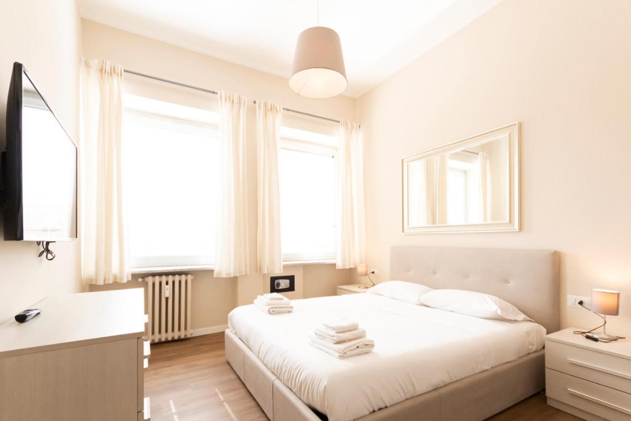 Via Torino Apartment 2 Milan Bagian luar foto