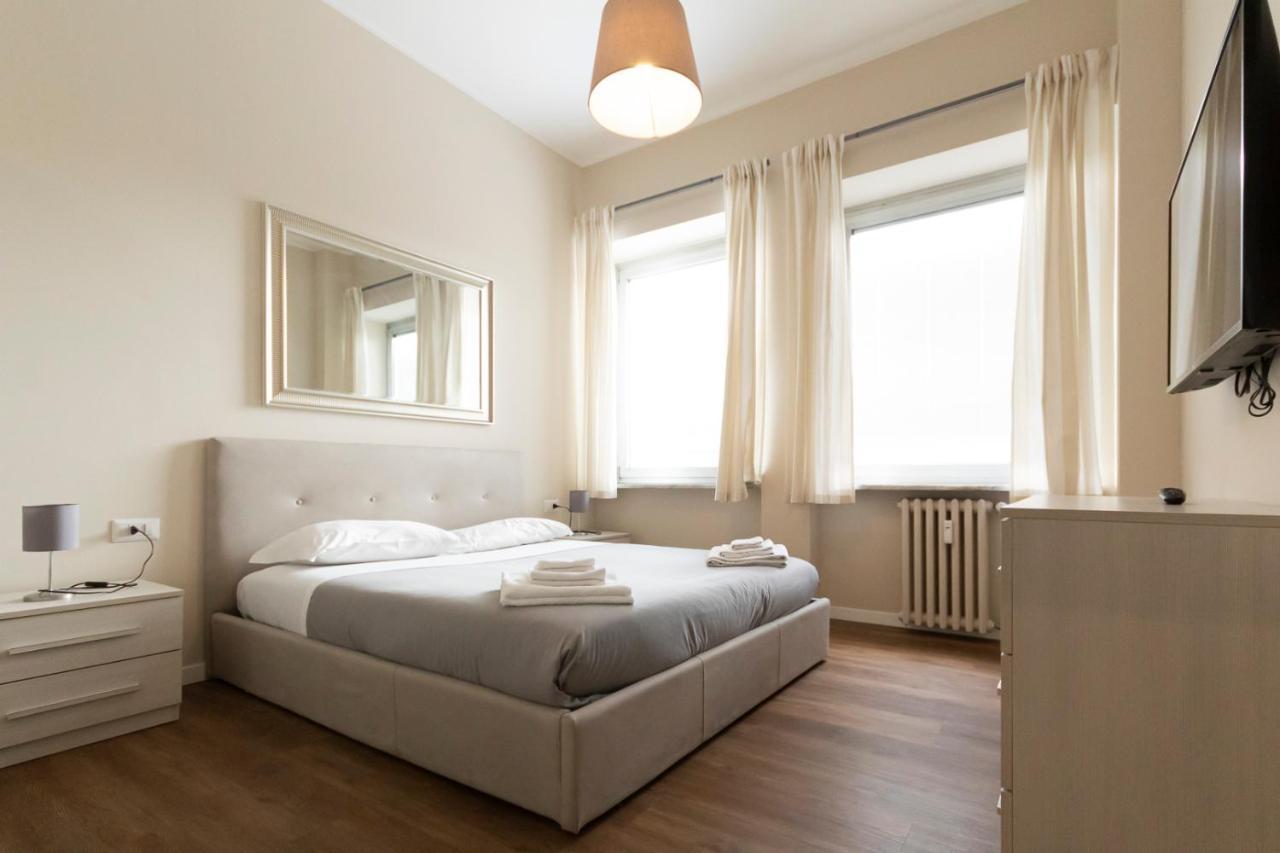 Via Torino Apartment 2 Milan Bagian luar foto