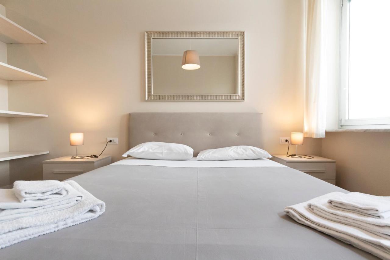 Via Torino Apartment 2 Milan Bagian luar foto